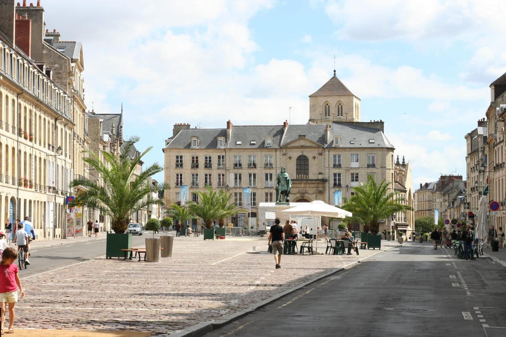 Le Castel D'Orne - Piscine Et Terrasse Caen Exteriér fotografie